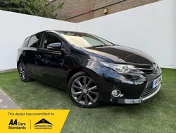 Grey Used 2015 Toyota Auris Hybrid Hatchback | £8,495 (Fair price)