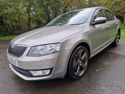 Beige Used 2013 Skoda Octavia Elegance Hatchback | £6,195 (Expensive)