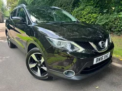 Black Used 2016 Nissan Qashqai N-Connecta SUV | £6,450 (Fair price)