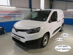 White Used 2022 Toyota Proace Active Van | £9,450 (Good price)