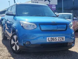Blue Used 2015 Kia Soul EV 2 SUV | £5,995 (Fair price)