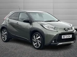 Cardamom green with black Used 2023 Toyota Aygo Hatchback | £14,295 (Fair price)