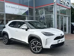 Platinum white Used 2023 Toyota Yaris Cross SUV | £22,255 (Fair price)