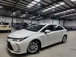 White Used 2021 Toyota Corolla Sedan | £14,330 (Fair price)