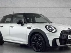 White Used 2023 Mini Cooper Comfort Hatchback | £21,295 (Fair price)