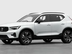 Crystal white New 2025 Volvo XC40 Plus SUV | £41,310 (Fair price)