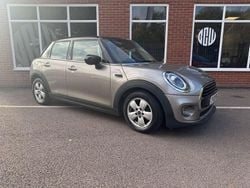 Silver Used 2020 Mini Cooper Classic Hatchback | £10,800 (Good price)
