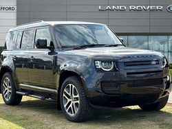 Grey New 2025 Land Rover Defender SE Dynamic SUV | £80,446 (Expensive)