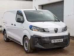 White New 2024 Peugeot Expert S Van | £18,950 (Good price)