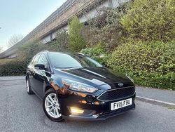 Black Used 2015 Ford Focus Zetec Estate | £2,995 (Good price)