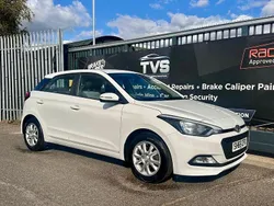 White Used 2016 Hyundai i20 SE Hatchback | £6,495 (Fair price)