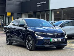 Blue Used 2024 Renault Mégane Techno Hatchback | £22,073 (Fair price)