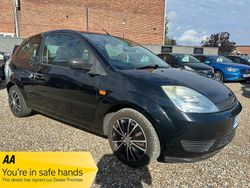 Black Used 2005 Ford Fiesta Style Hatchback | £1,995 (Expensive)