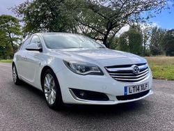 White Used 2014 Vauxhall Insignia SRi Hatchback | £2,950 (Fair price)