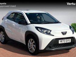White Used 2023 Toyota Aygo X PURE SUV | £14,325