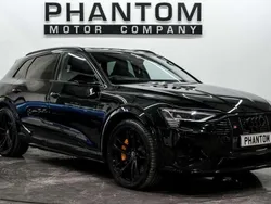 Black Used 2021 Audi e-tron Comfort SUV | £41,990 (Good price)