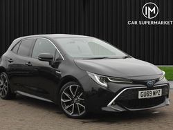 Black Used 2019 Toyota Corolla Hatchback | £14,885 (Fair price)