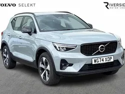 Vapour grey Used 2024 Volvo XC40 Plus SUV | £32,899 (Fair price)