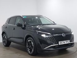 Black Used 2024 Nissan Qashqai N-Connecta SUV | £26,298 (Expensive)
