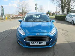 Blue Used 2016 Ford Fiesta Zetec Hatchback | £3,995 (Good price)