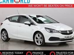 White Used 2019 Vauxhall Astra SRi Hatchback | £9,400 (Fair price)