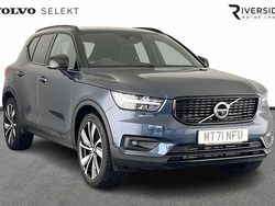 Denim blue Used 2021 Volvo XC40 R-Design Pro SUV | £26,490 (Fair price)