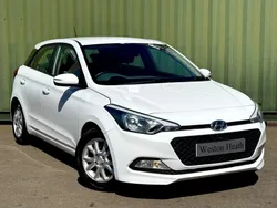 White Used 2016 Hyundai i20 SE Hatchback | £4,990 (A bit pricey)