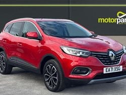 Flame red metallic Used 2021 Renault Kadjar Version S SUV | £13,400 (Fair price)