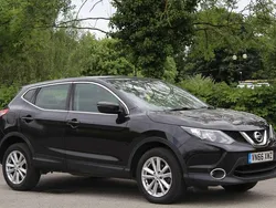 Black Used 2016 Nissan Qashqai Acenta SUV | £7,490 (Good price)