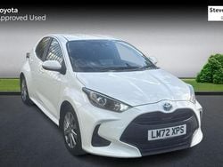 Used 2025 Toyota Yaris Hybrid Hatchback | £15,347 (Good price)