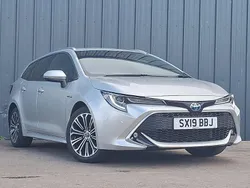 Silver Used 2019 Toyota Corolla Estate | £18,998 (Fair price)
