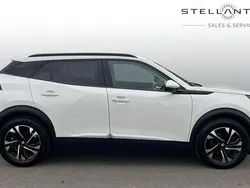 White Used 2021 Peugeot e-2008 Allure SUV | £11,977 (Fair price)