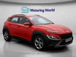 Red Used 2022 Hyundai Kona SE SUV | £12,100 (Good price)