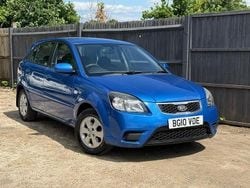 Blue Used 2010 Kia Rio Hatchback | £795 (Good price)