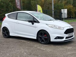 White Used 2013 Ford Fiesta ST Hatchback | £5,395 (Fair price)