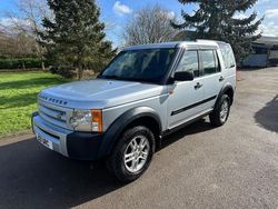 Silver Used 2006 Land Rover Discovery 3 SUV | £2,000 (A bit pricey)