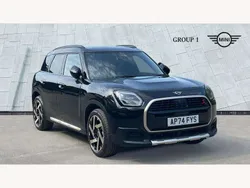 Black Used 2024 Mini Countryman Exclusive SUV | £33,495 (Fair price)