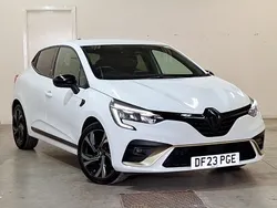 White Used 2023 Renault Clio V Engineered Hatchback | £17,698 (Fair price)