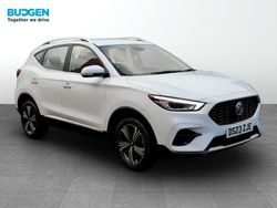 White Used 2023 MG ZS Excite Sedan | £12,657 (Fair price)