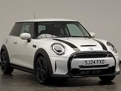 White Used 2024 Mini Cooper S Classic Hatchback | £21,298 (Good price)