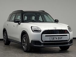 White Used 2024 Mini Countryman Classic SUV | £31,498 (Super price)