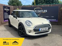 White Used 2015 Mini ONE Hatch Hatchback | £5,999 (Fair price)