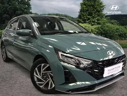 Green New 2025 Hyundai i20 Advanced Hatchback | £17,499 (Fair price)