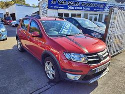 Red Used 2016 Dacia Sandero Lauréate Hatchback | £3,500 (Fair price)