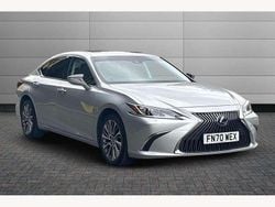Silver Used 2021 Lexus ES300H Sedan | £24,850 (Fair price)