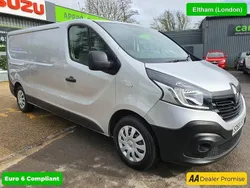 Silver Used 2018 Renault Trafic Business Van | £9,999 (Fair price)