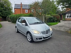 Silver Used 2009 Mercedes A180 Avantgarde Hatchback | £2,500