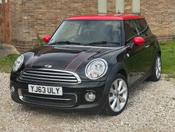 Black Used 2013 Mini Cooper Hatch Hatchback | £2,950 (Super price)