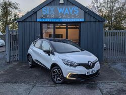 White Used 2018 Renault Captur Iconic SUV | £9,990 (Fair price)
