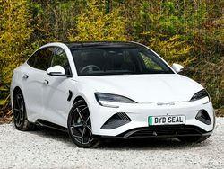 White New 2025 BYD Seal Design Sedan | £43,295 (Fair price)